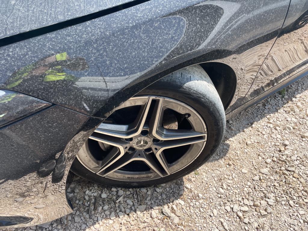 MERCEDES-BENZ CLASSE A 200 AMG Line 2024