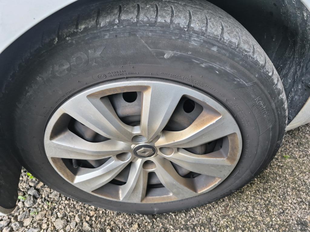RENAULT CLIO SOCIETE BLUE DCI 85 AIR NAV 2020