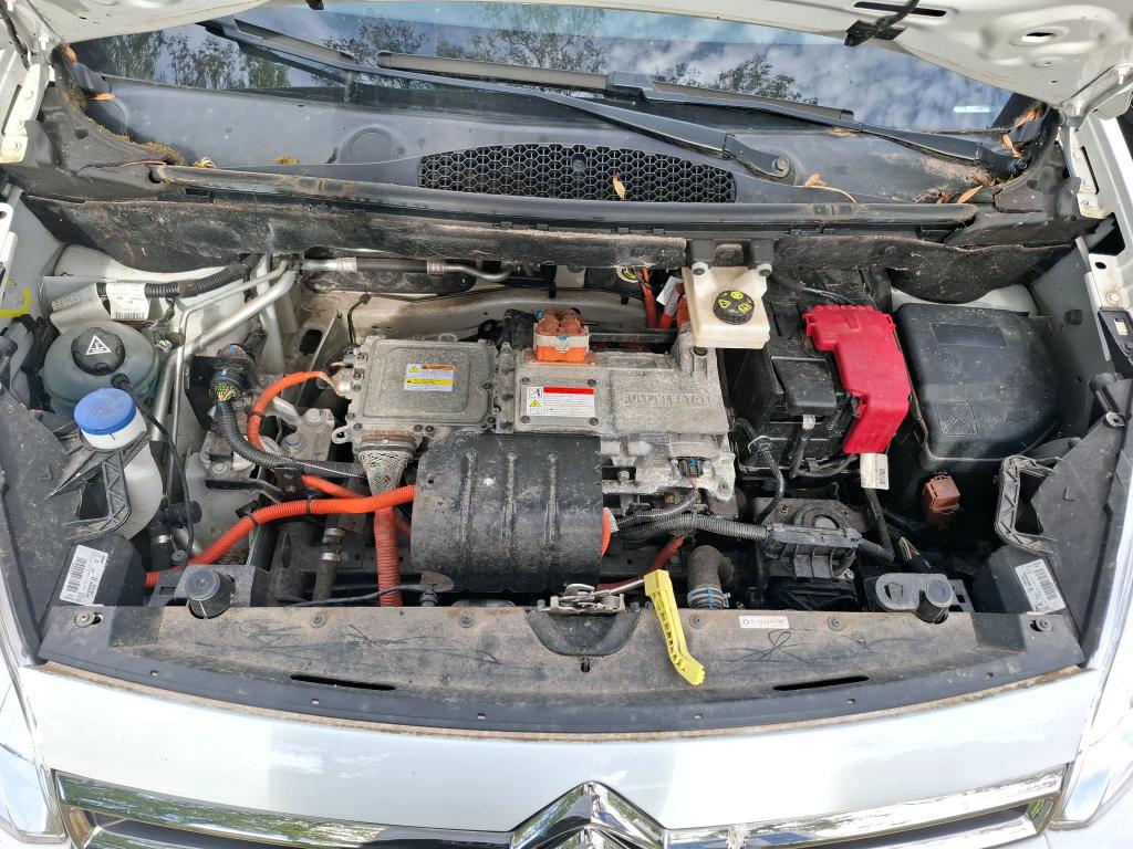 CITROEN BERLINGO E-BERLINGO MULTISPACE Taille M Feel Nav Blanc Banquise 2019