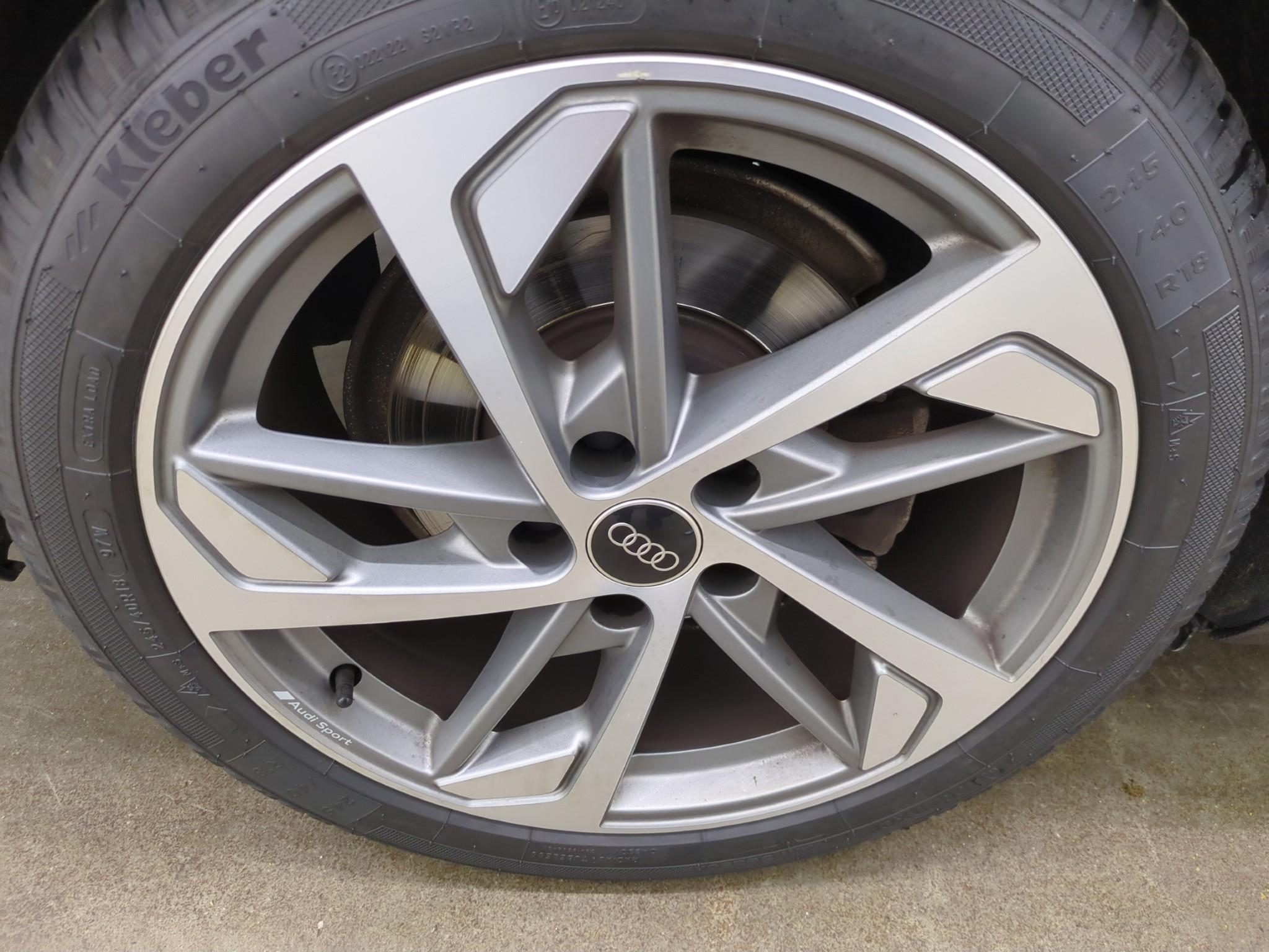 AUDI A4 AVANT 35 TDI 163 S tronic 7 line 2023