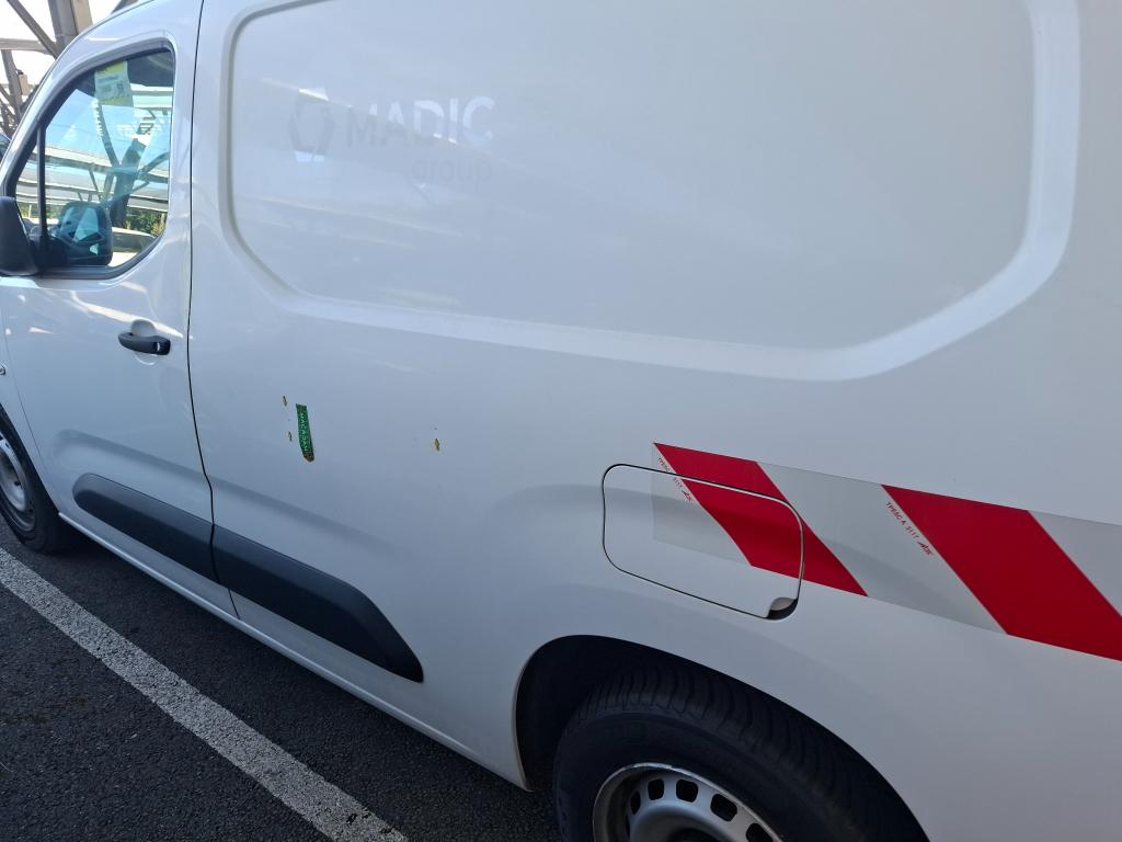 PEUGEOT PARTNER FGN FOURGON STANDARD 650 KG BLUEHDI 75 BVM5 PREMIUM 2022