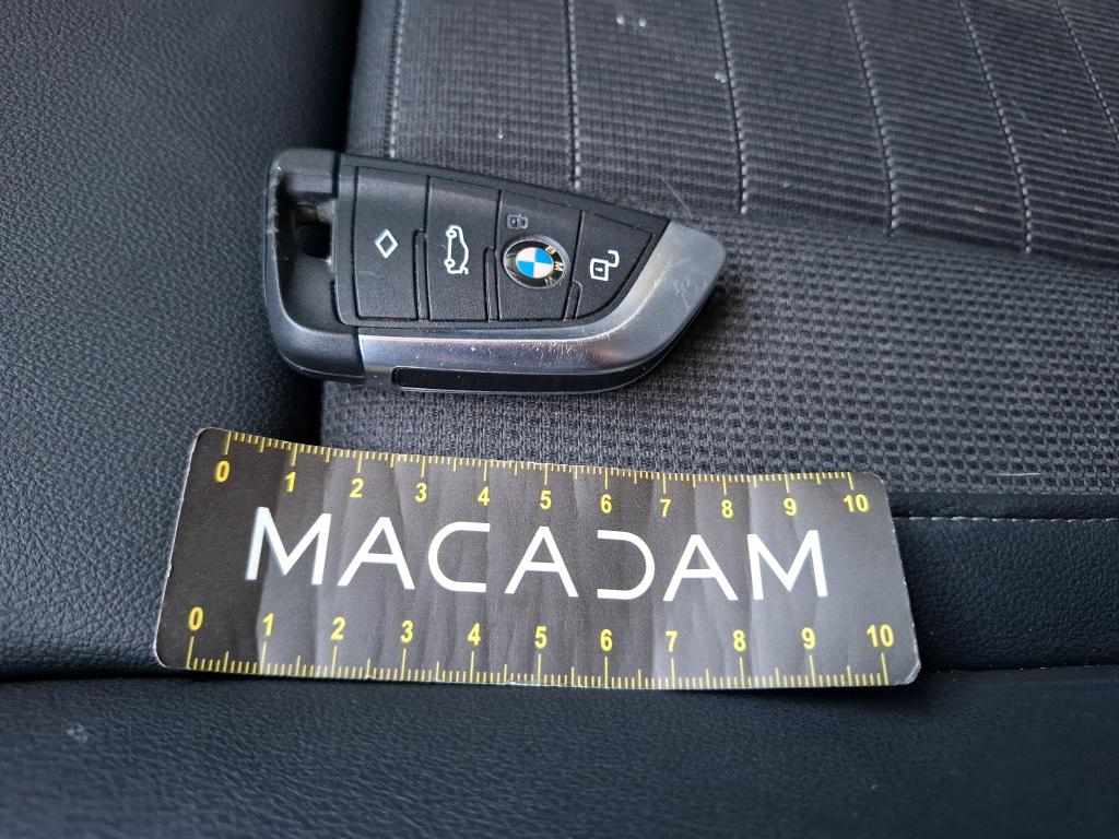 BMW i4 G26 eDrive40 340 ch BVA Business Design 2023