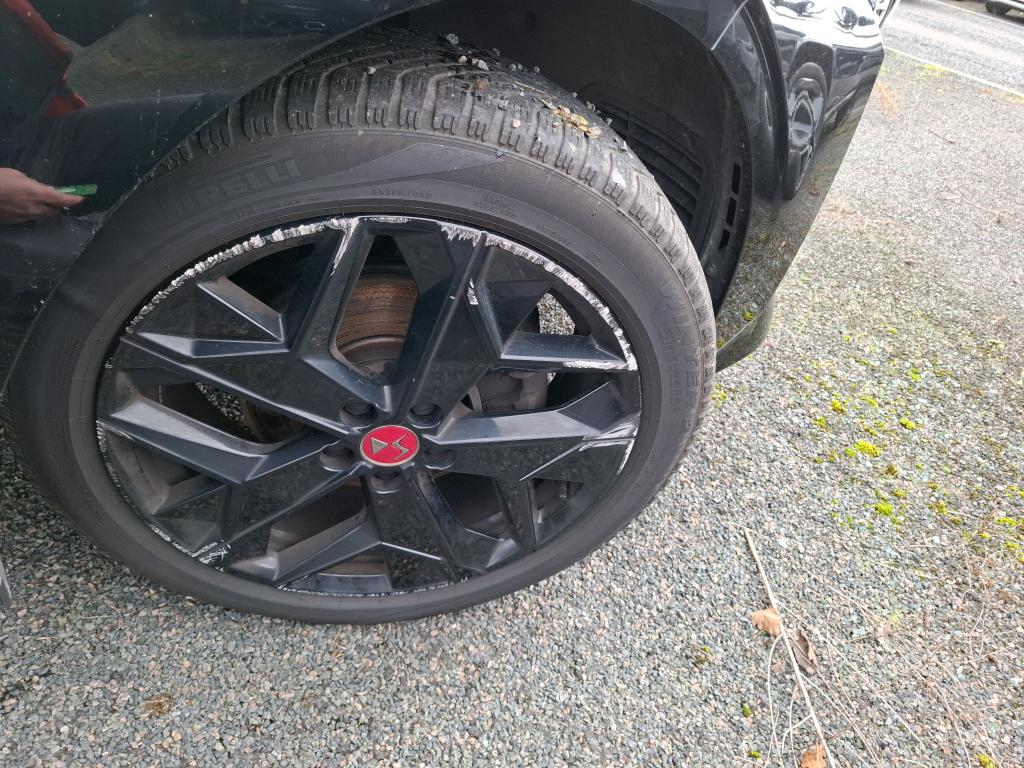 DS 4 PureTech 130 EAT8 Performance Line+ 2023