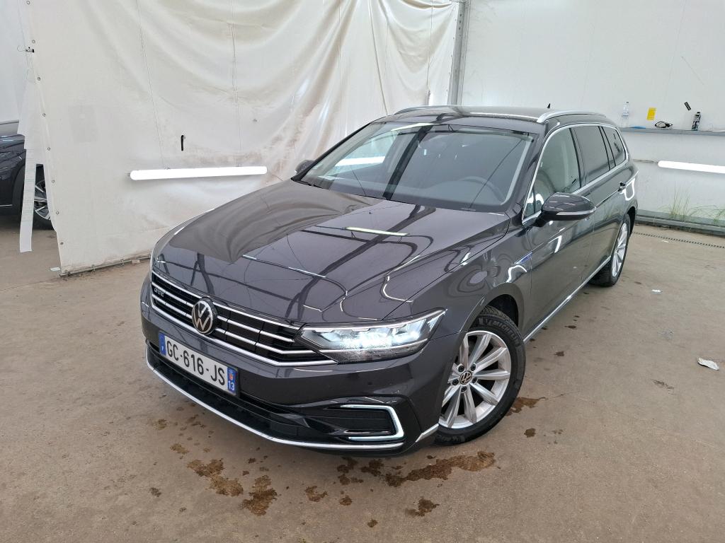 PASSAT SW