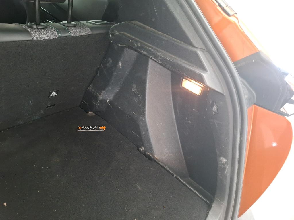 PEUGEOT 2008 PureTech 100 S&S BVM6 Allure Pack 2021
