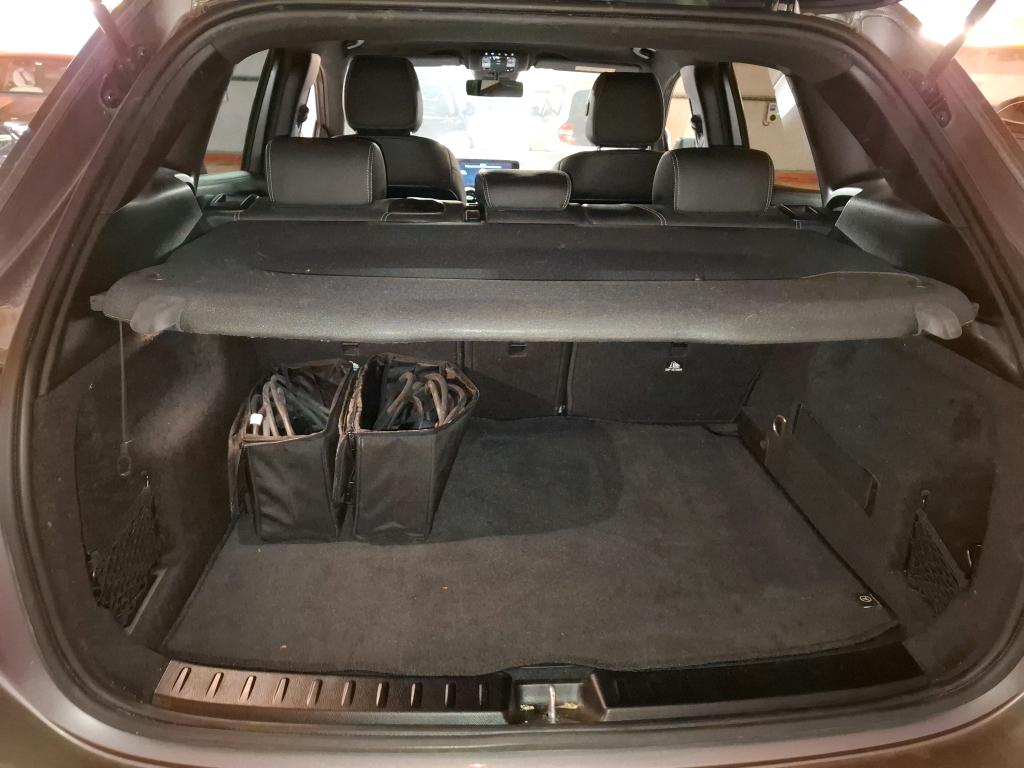 MERCEDES-BENZ MERCEDES GLA II 250 e 8G-DCT Progressive Line 2022