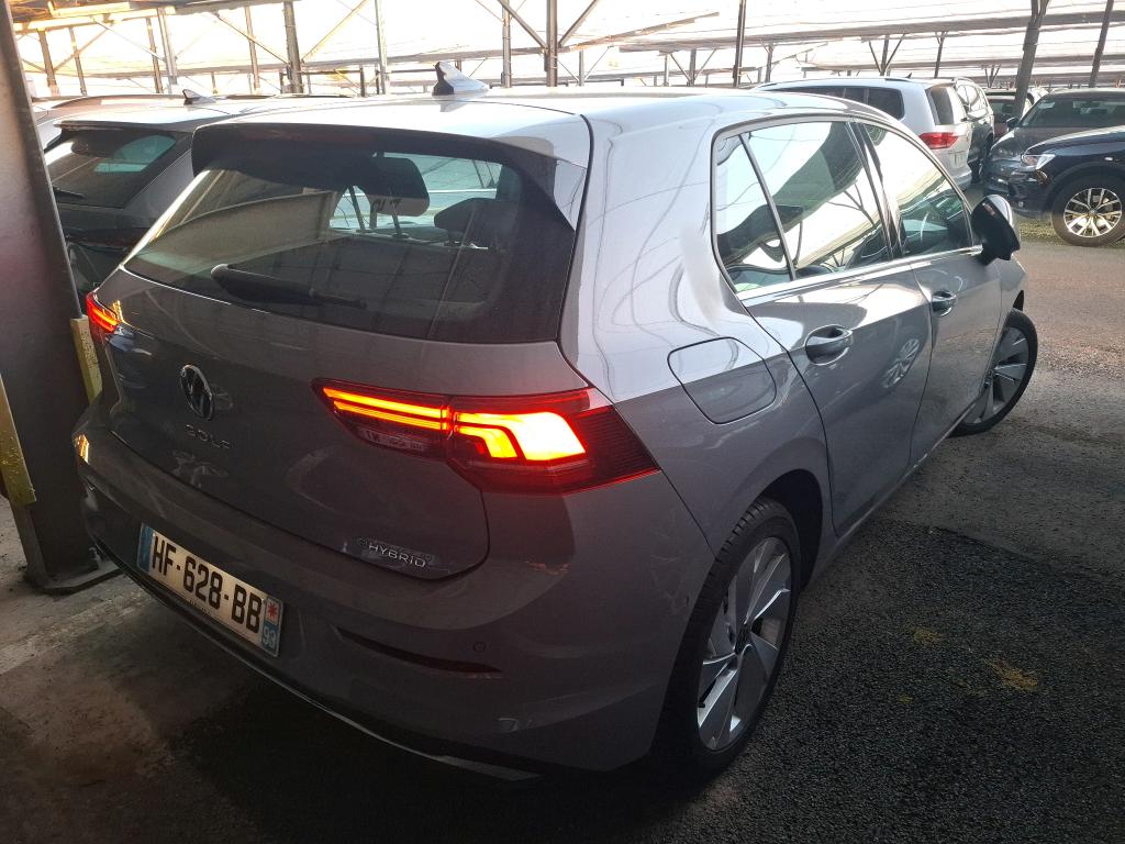 VOLKSWAGEN GOLF 1.5 eHybrid 204 DSG6 Style 2025