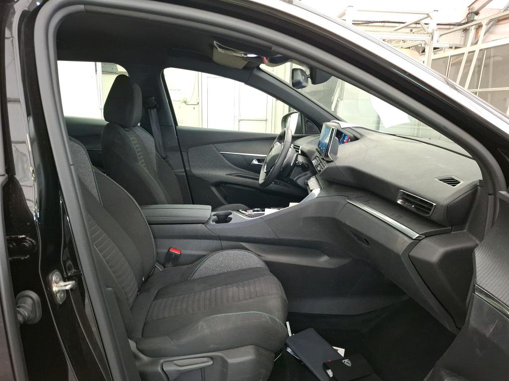 PEUGEOT 3008 Hybrid 180 e-EAT8 Active Pack 2024