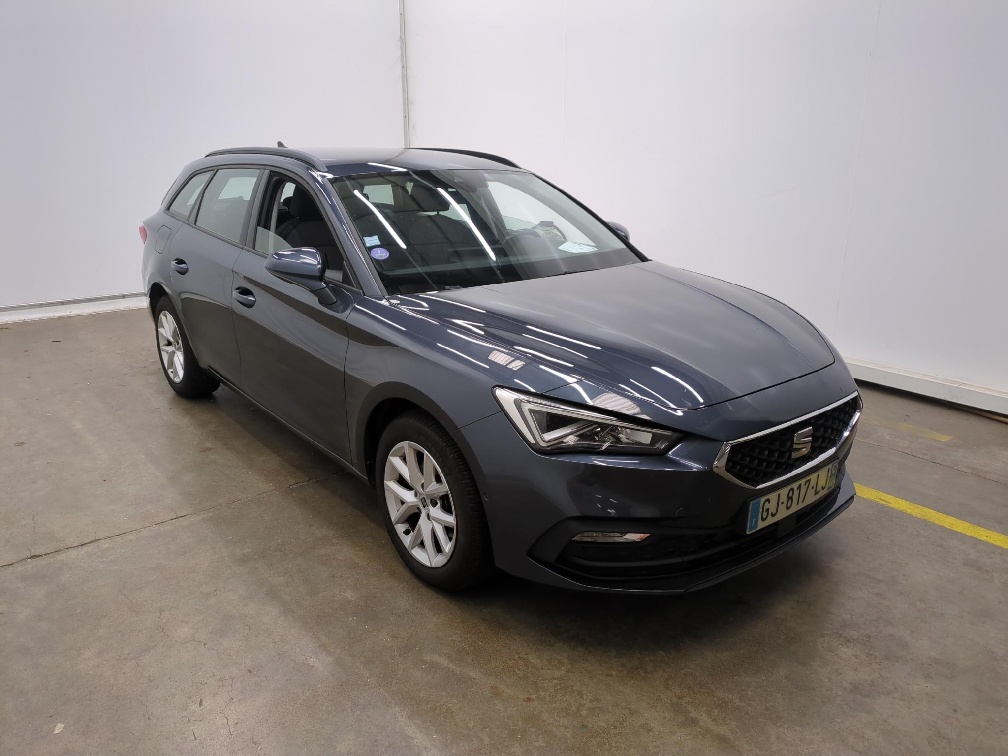 SEAT LEON SPORTSTOURER 1.0 eTSI 110 DSG7 Business 2022