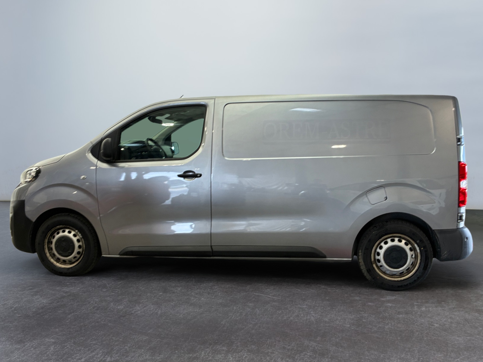 PEUGEOT EXPERT FGN TOLE STANDARD 1.5 BLUEHDI 120 S&S BVM6 ASPHALT 2020