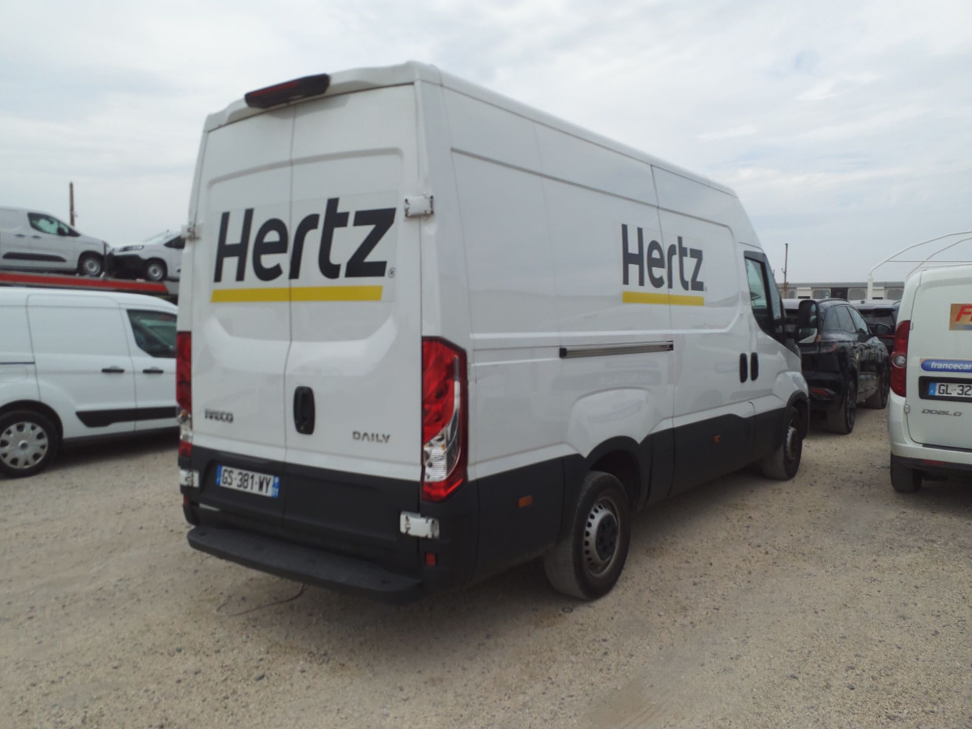 IVECO 35S 14V 3,5T 136CV 3520L Q-LEAF 4X2 2023