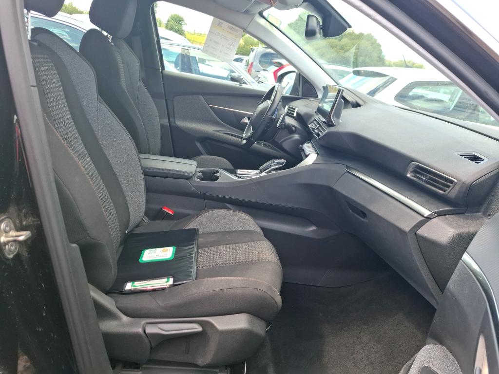 PEUGEOT 3008 BUSINESS BlueHDi 130ch S&S EAT8 Active 2021