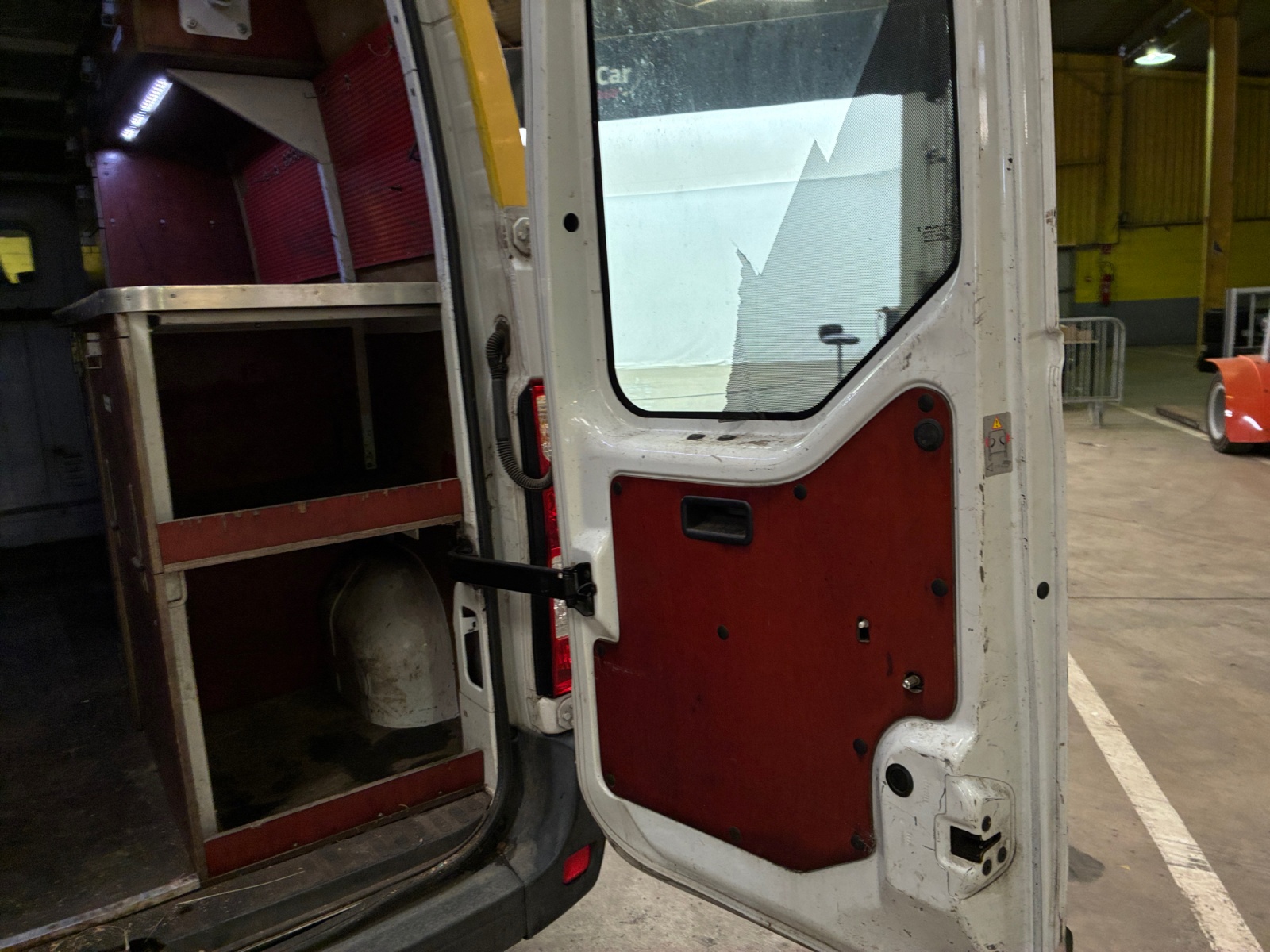 RENAULT MASTER FOURGON FGN L3H2 3.5t 2.3 dCi 125 CONFORT EURO 5 2013