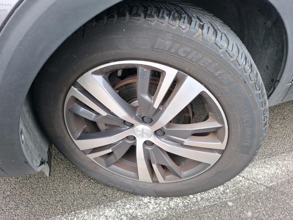 PEUGEOT 3008 BlueHDi 130ch S&S EAT8 Allure Pack 2022