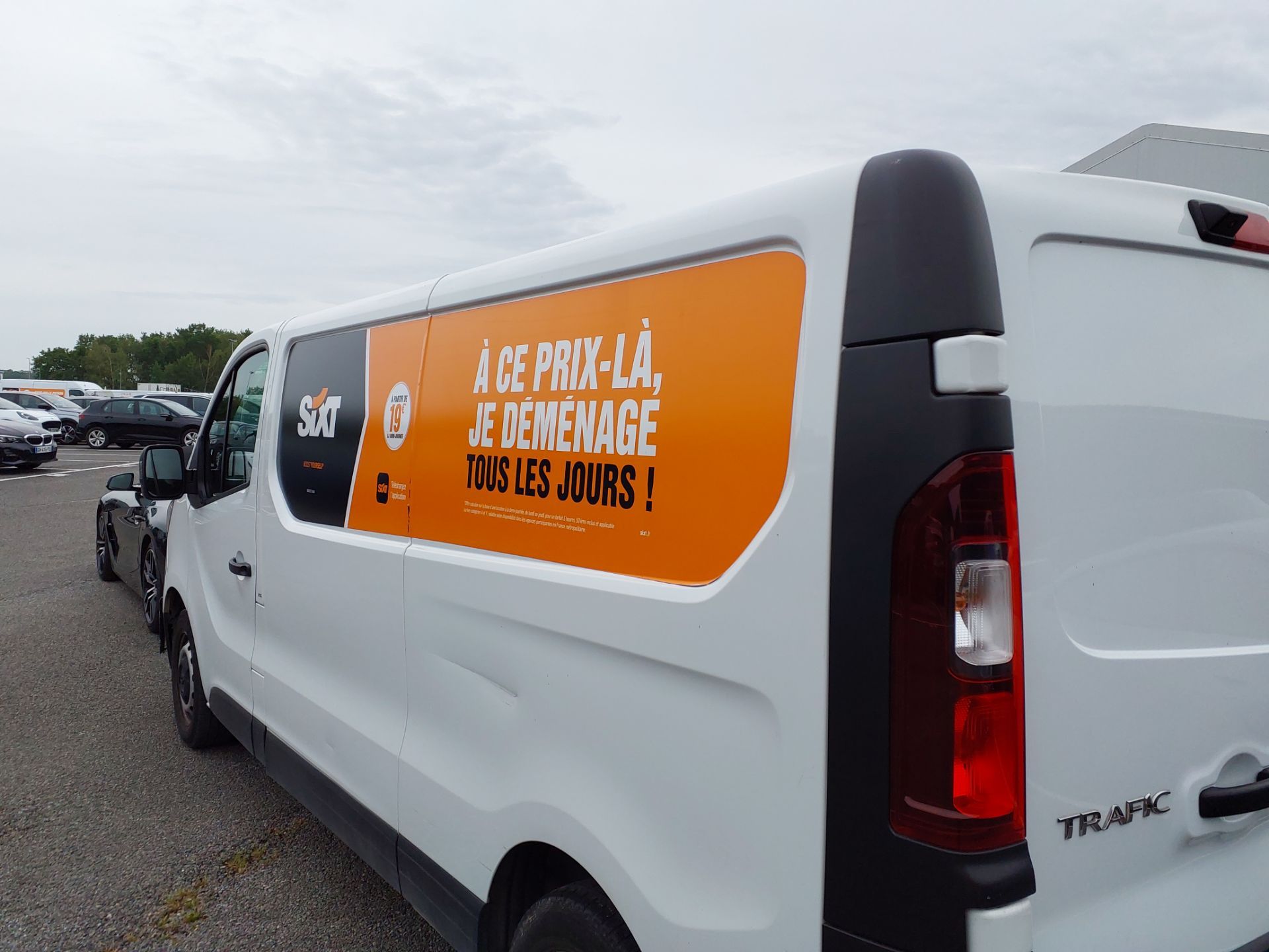 RENAULT TRAFIC FOURGON L2H1 3000 KG BLUE DCI 150 EDC GRAND CONFORT 2023