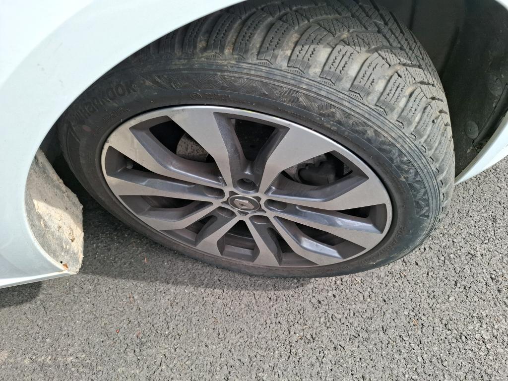 RENAULT MÉGANE MEGANE IV Berline TCe 140 EDC Techno 2023