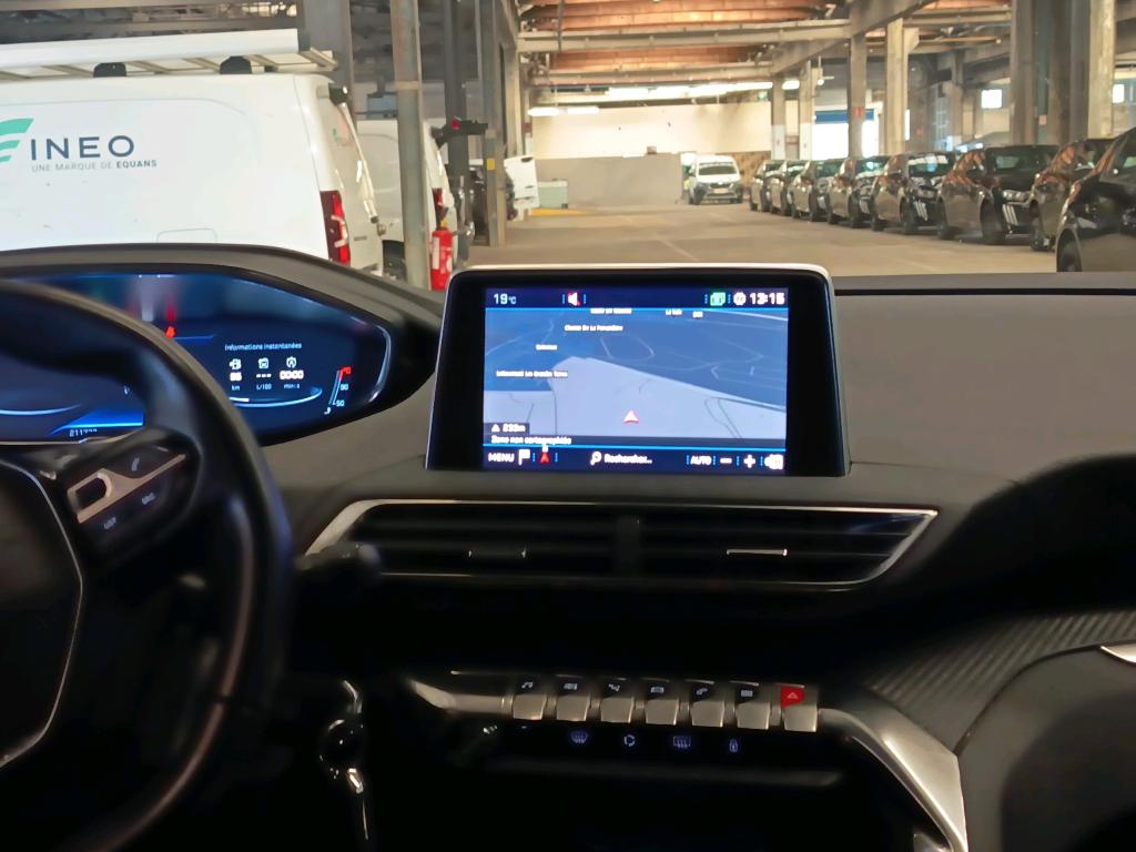 PEUGEOT 5008 BUSINESS BlueHDi 130ch S&S EAT8 Active 2020