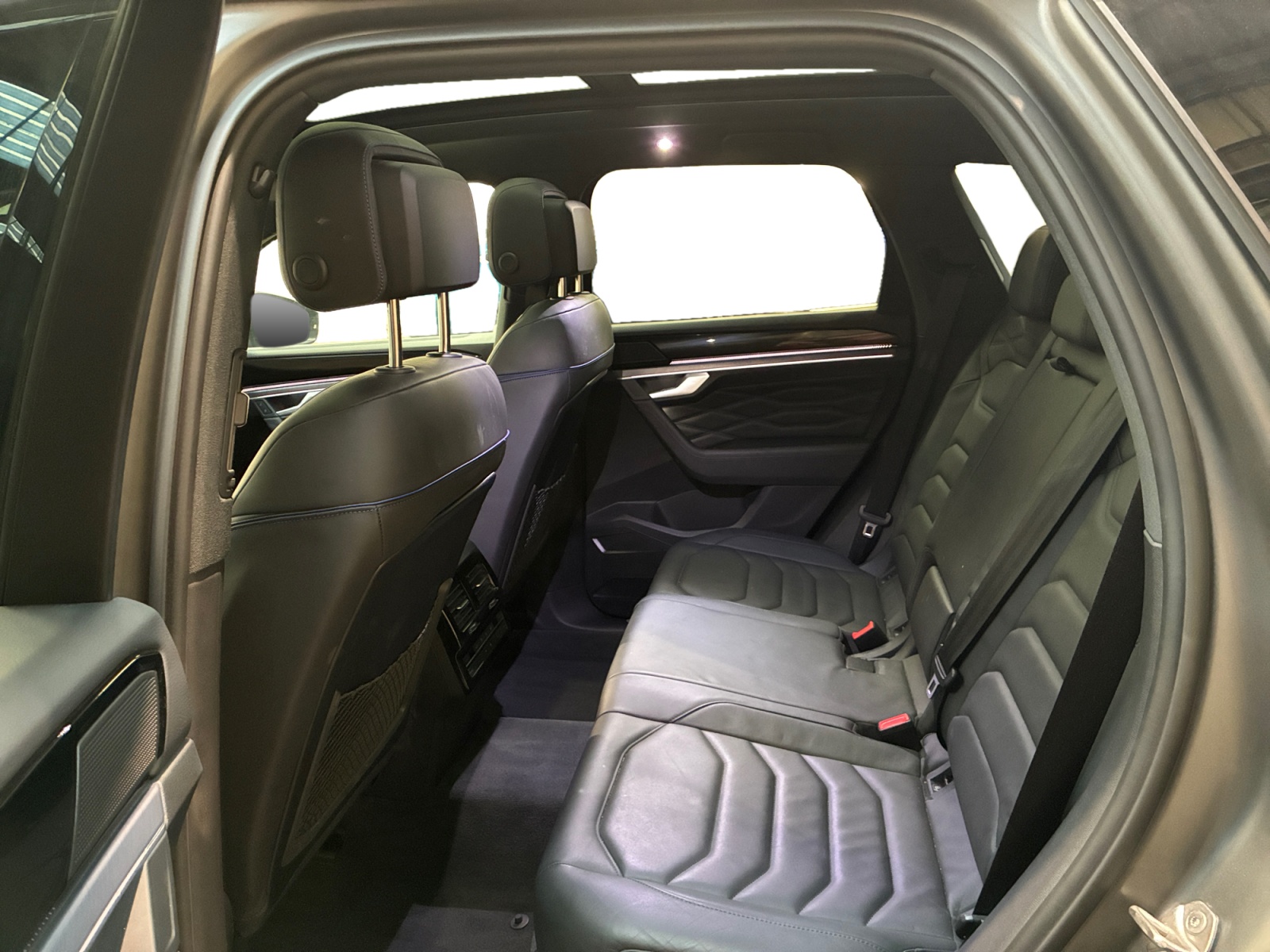 VOLKSWAGEN TOUAREG 3.0 TSI eHybrid 462 ch Tiptronic 8 4Motion R 2023
