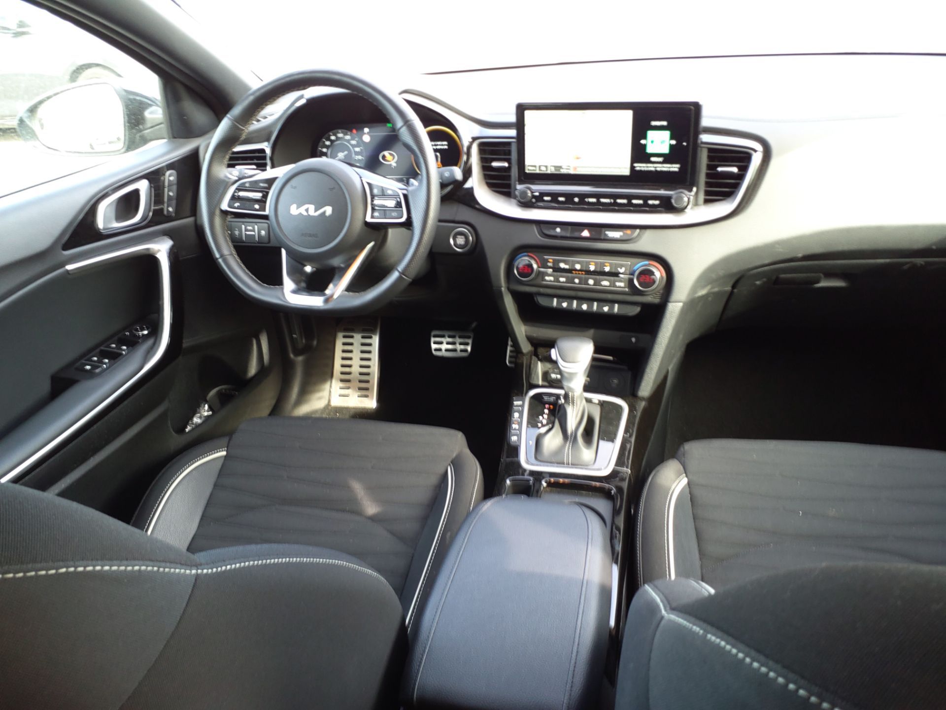 KIA CEED 1.5 T-GDi 140 ch DCT7 GT-line 2025