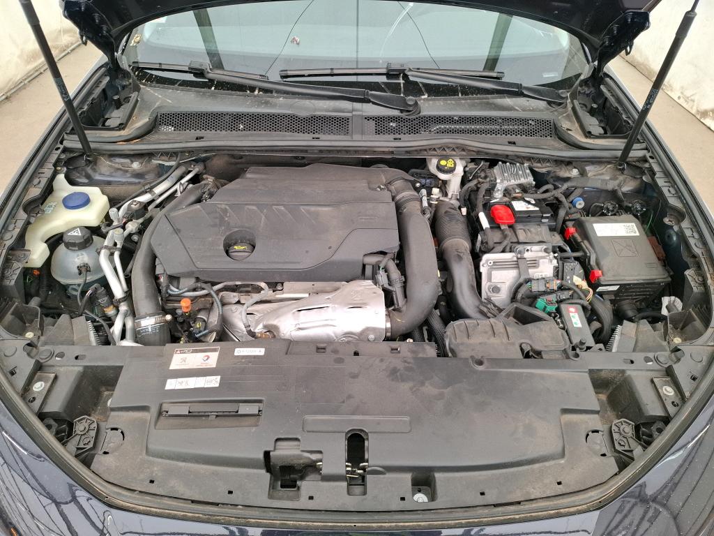 PEUGEOT 508 Hybrid 225 e-EAT8 Allure Pack 2022