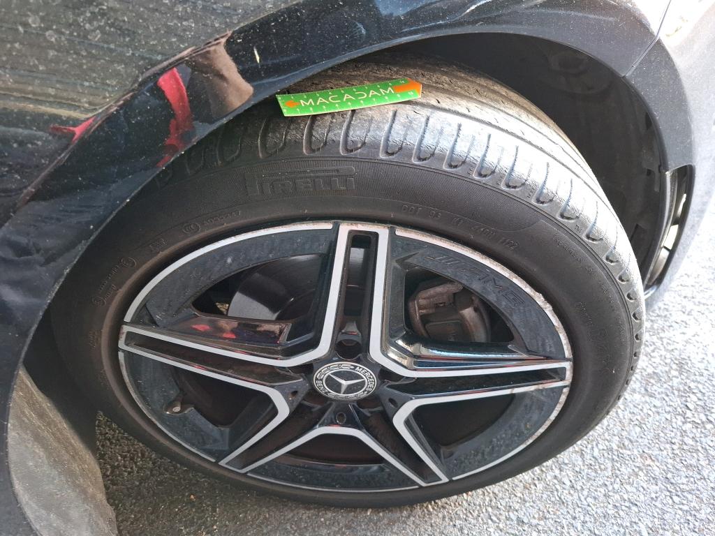MERCEDES CLASSE A 200 7G-DCT AMG Line 2022