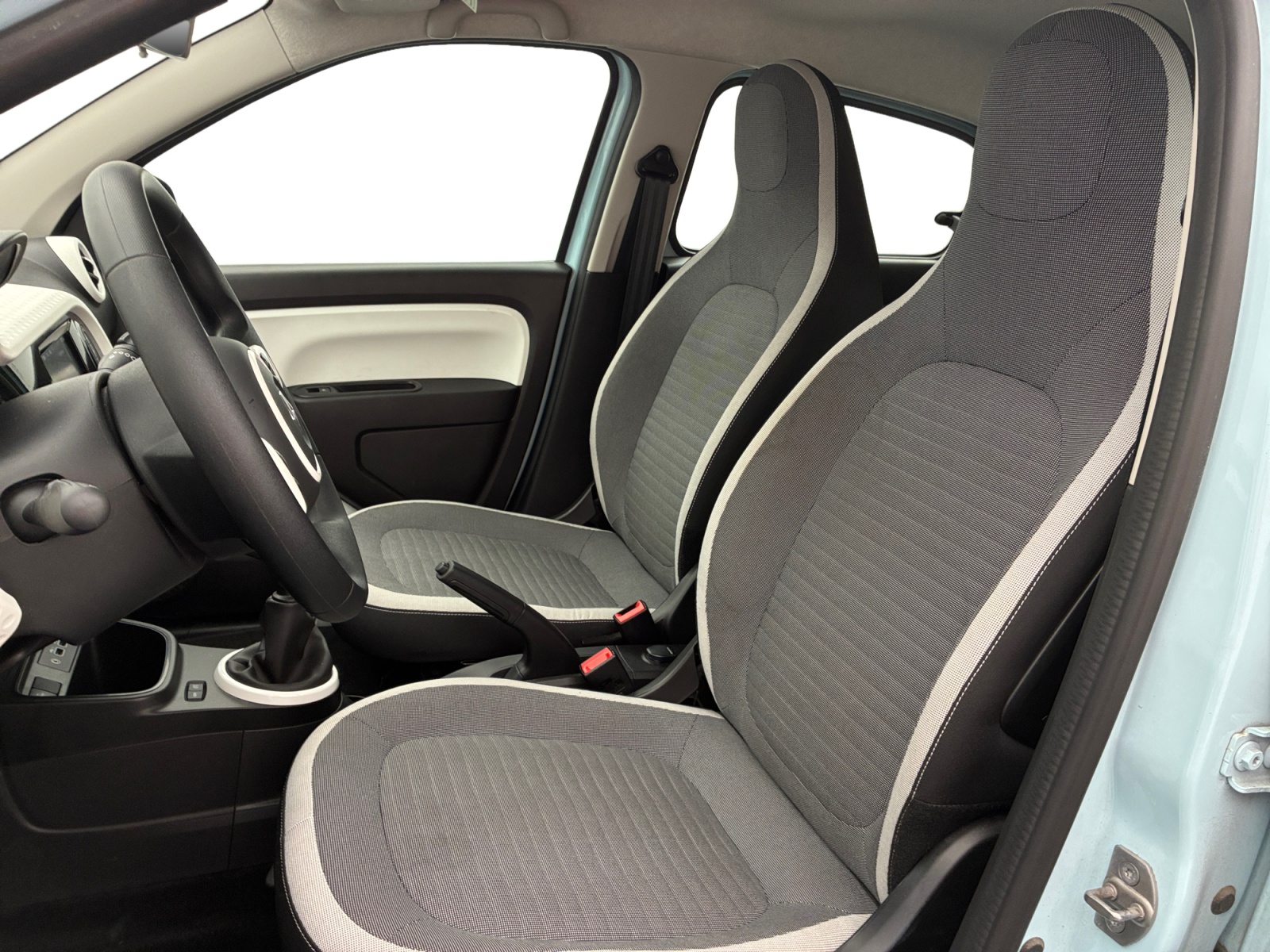 RENAULT Twingo III SCe 65 Equilibre 2024