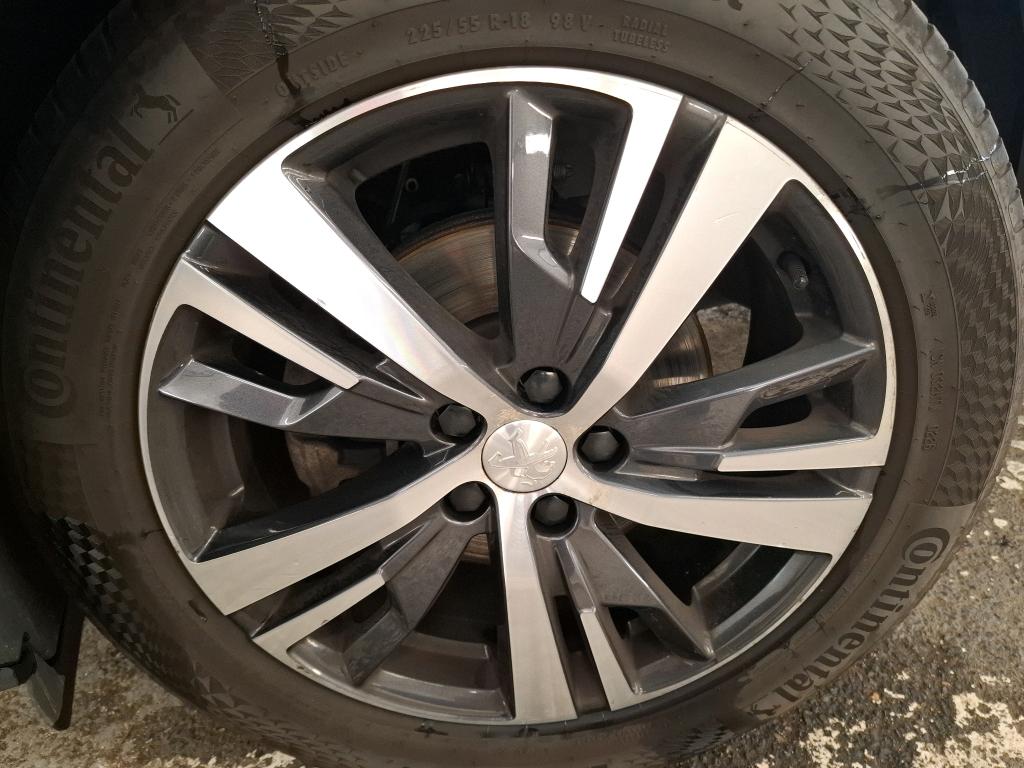 PEUGEOT 5008 BlueHDi 130ch S&S EAT8 Allure Pack 2023