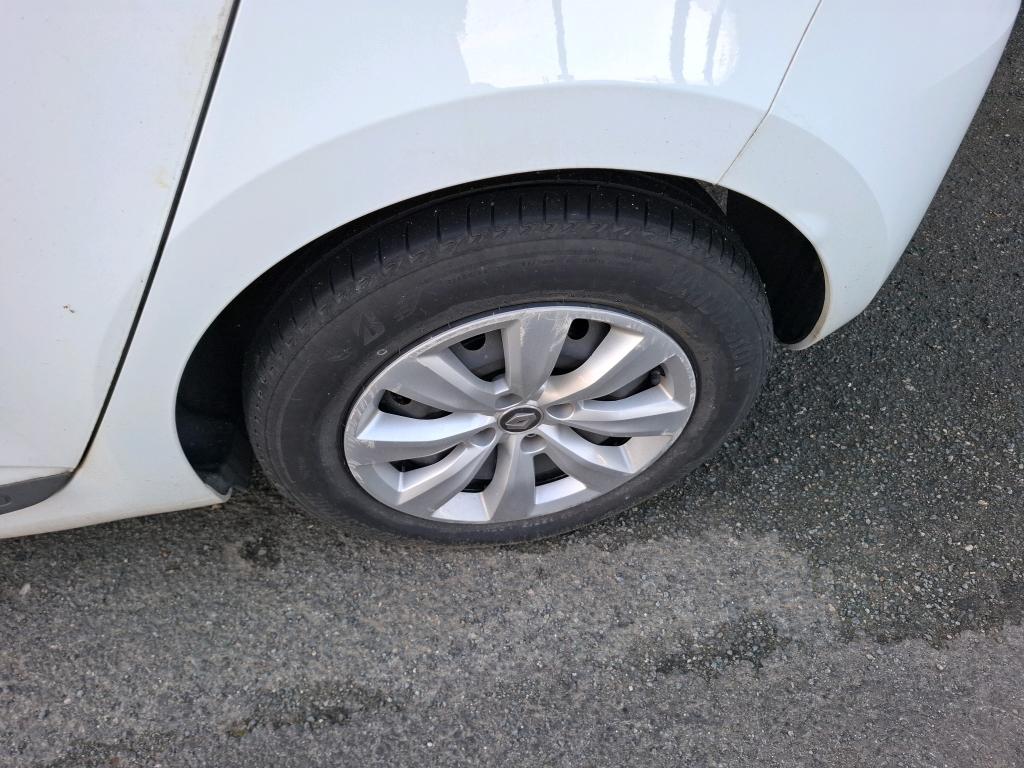 RENAULT CLIO SOCIETE BLUE DCI 85 AIR NAV 2019