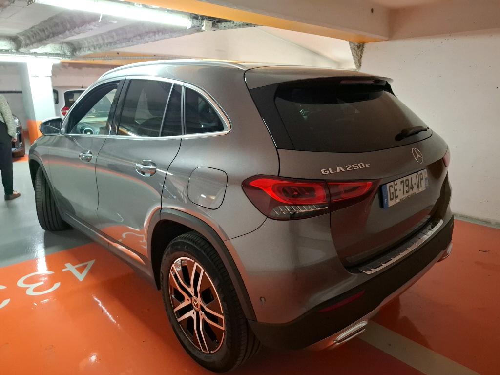 MERCEDES-BENZ MERCEDES GLA II 250 e 8G-DCT Progressive Line 2022