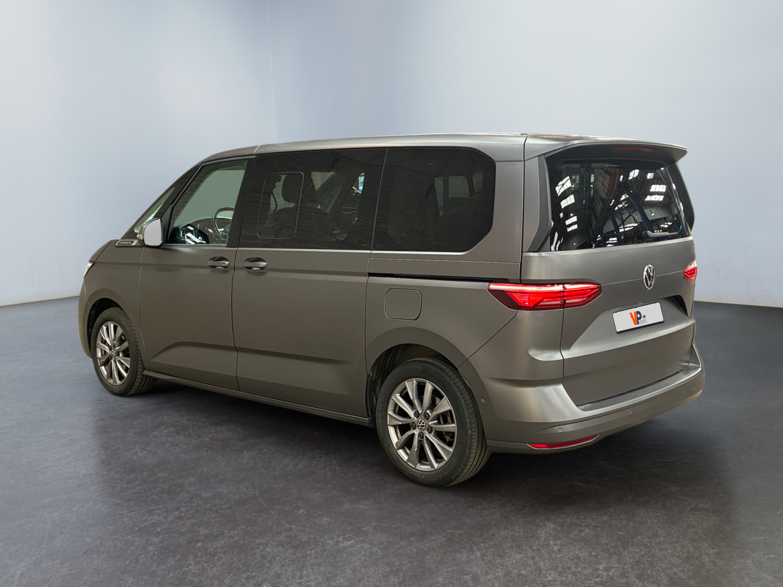 VOLKSWAGEN Multivan Court 1.4 eHybrid 218 DSG6 Energetic 7pl 2022