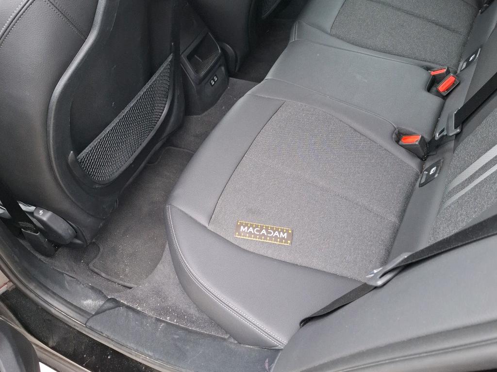 BMW SERIE 1 F40 116d 116 ch DKG7 Business Design 2021