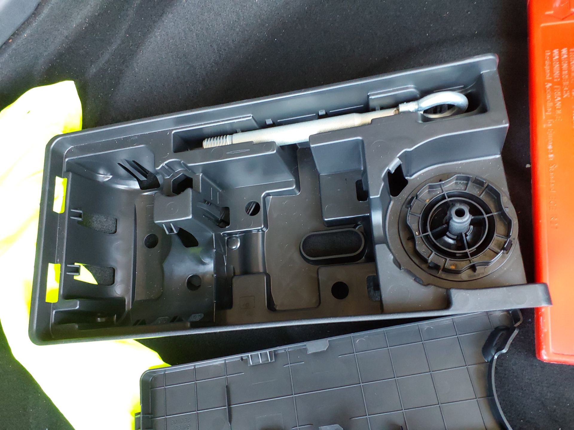 PEUGEOT 3008 Hybrid 136 e-DCS6 Allure Pack 2024
