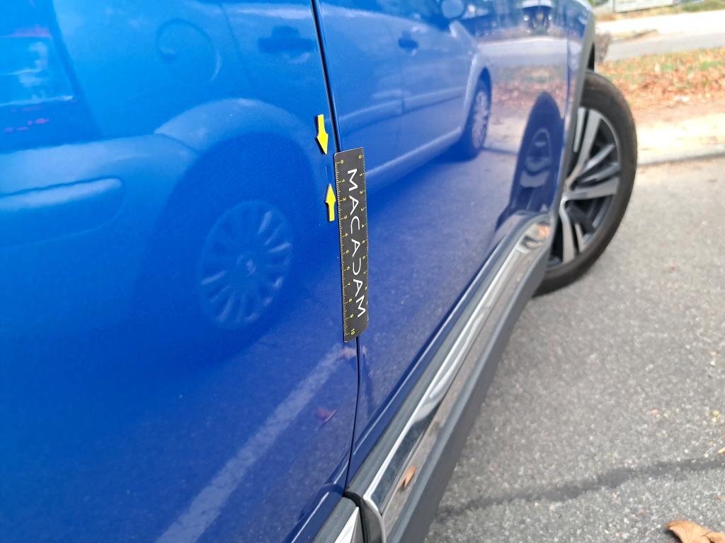 PEUGEOT 3008 Hybrid 225 e-EAT8 Allure Pack 2022