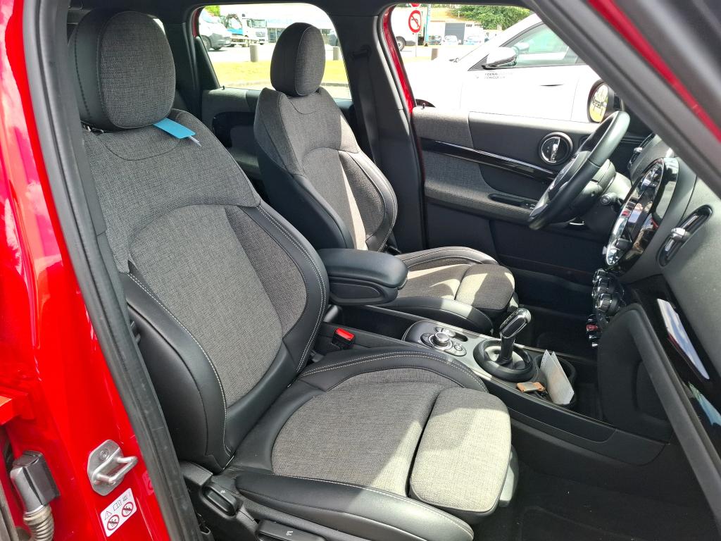 MINI COUNTRYMAN F60 LCI 150 ch BVA8 Cooper D Essential 2023