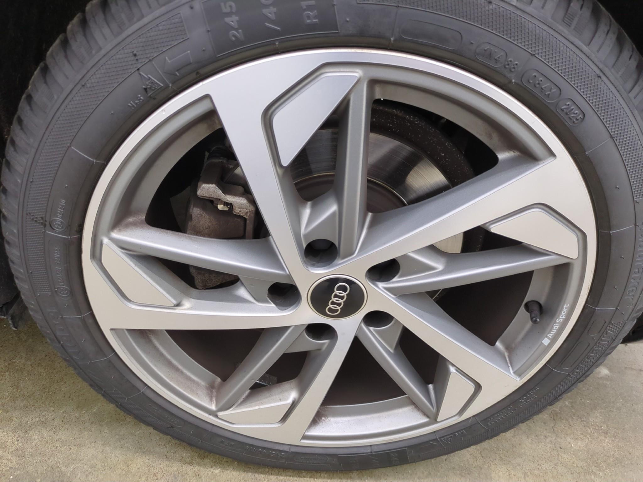 AUDI A4 AVANT 35 TDI 163 S tronic 7 line 2023