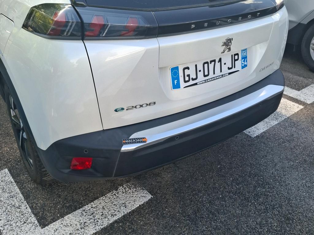PEUGEOT 2008 Electrique 136 ch Allure 2022