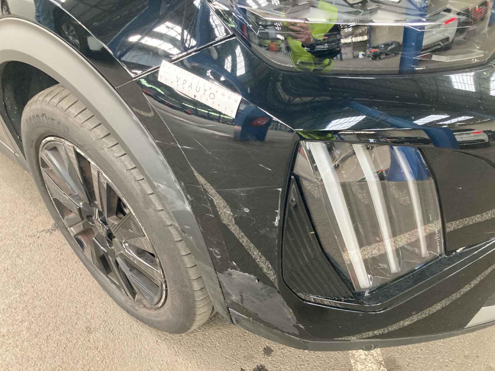 PEUGEOT 2008 Hybrid 145 e-DCS6 GT 2025