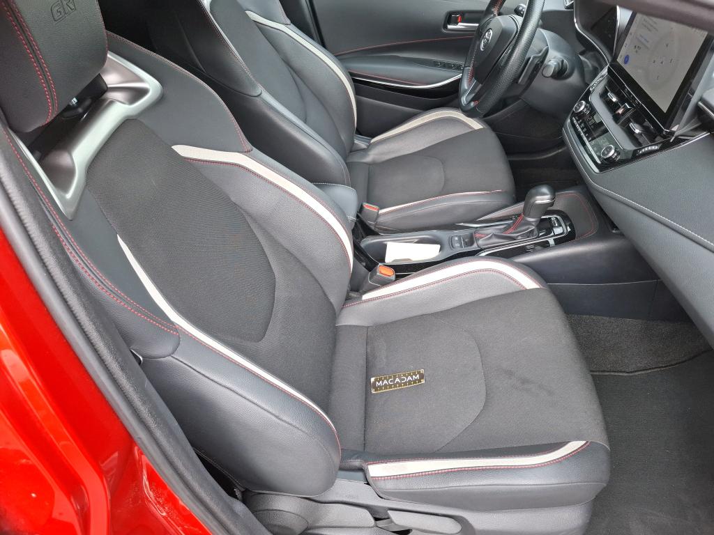 TOYOTA COROLLA HYBRIDE 196ch GR Sport 2023