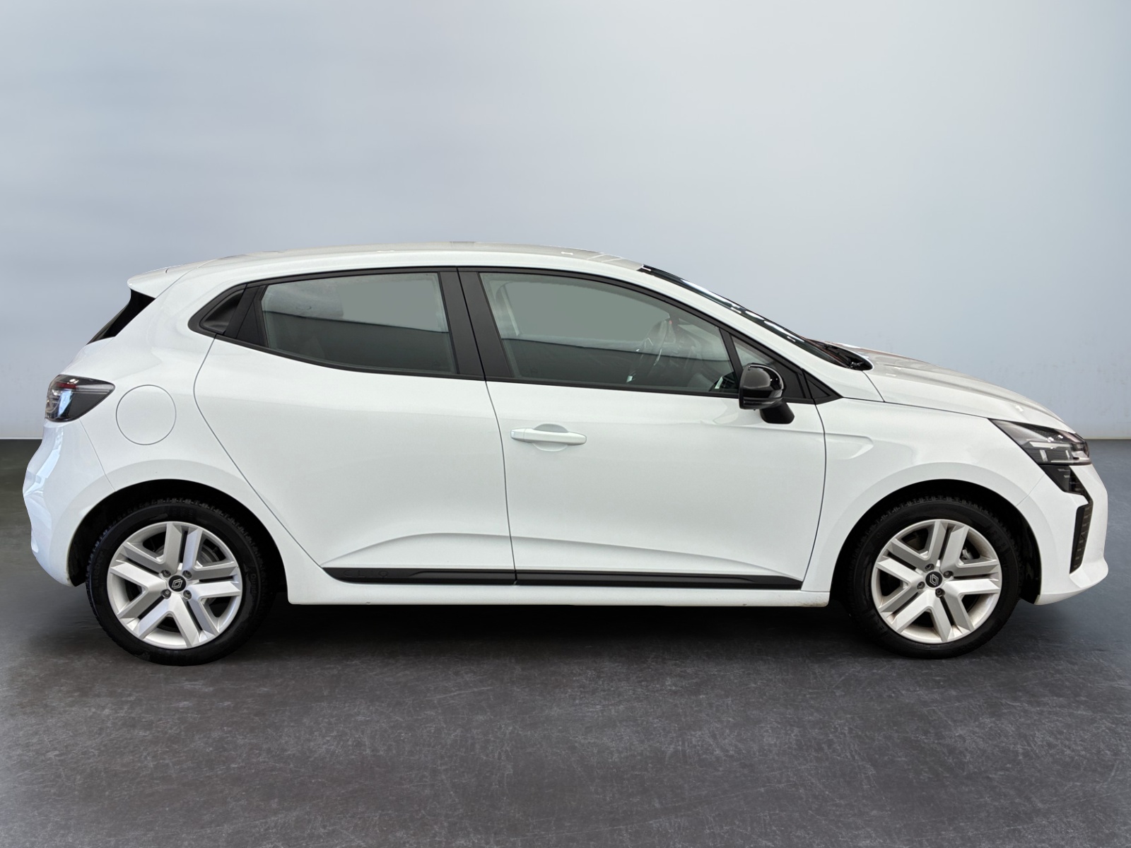 RENAULT CLIO V E-Tech full hybrid 145 Evolution 2024