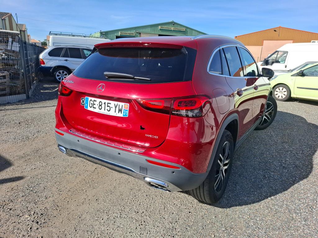 MERCEDES-BENZ MERCEDES GLA II 250 e 8G-DCT Progressive Line 2022