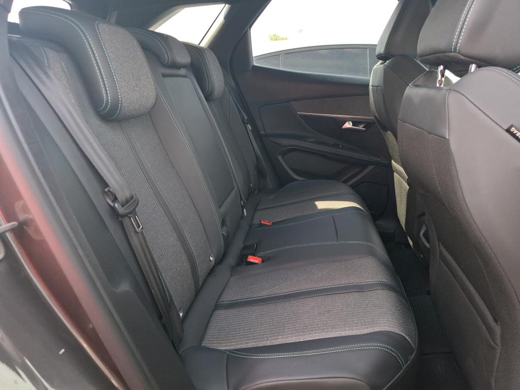 PEUGEOT 3008 Hybrid 225 e-EAT8 Allure Pack 2023