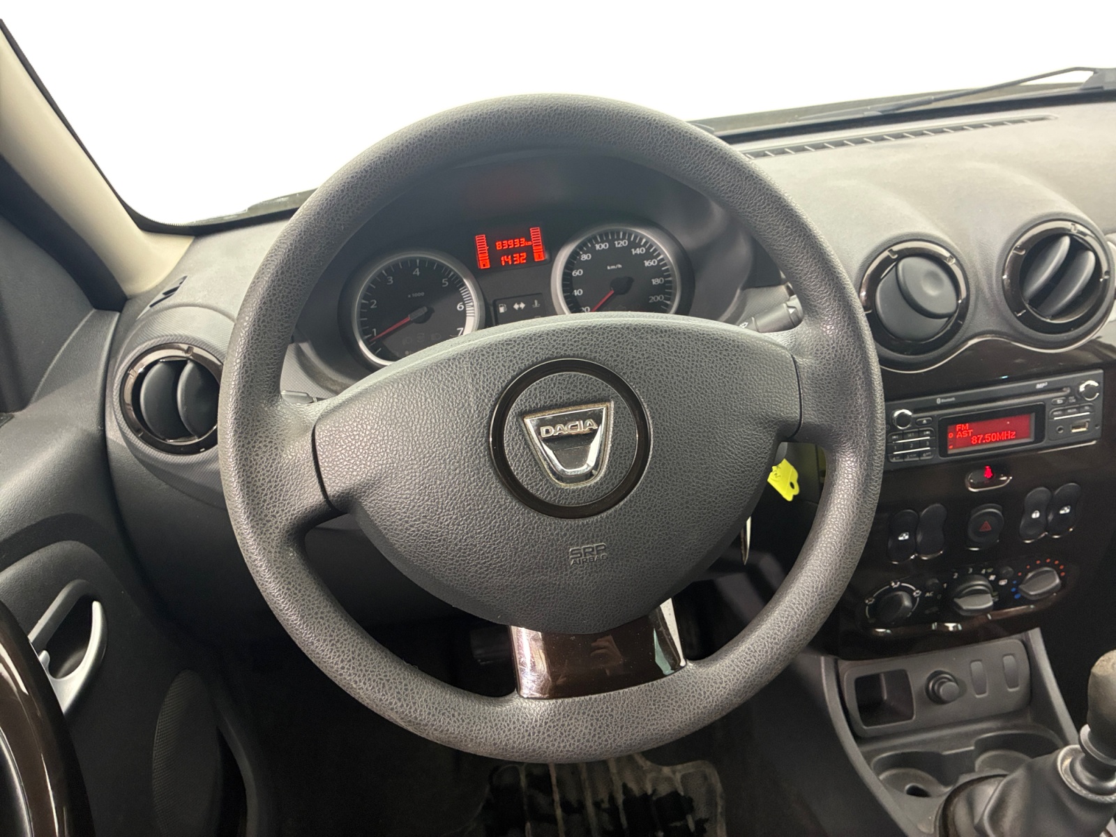 DACIA Duster 1.5 dCi 110 4x2 Lauréate2 2012
