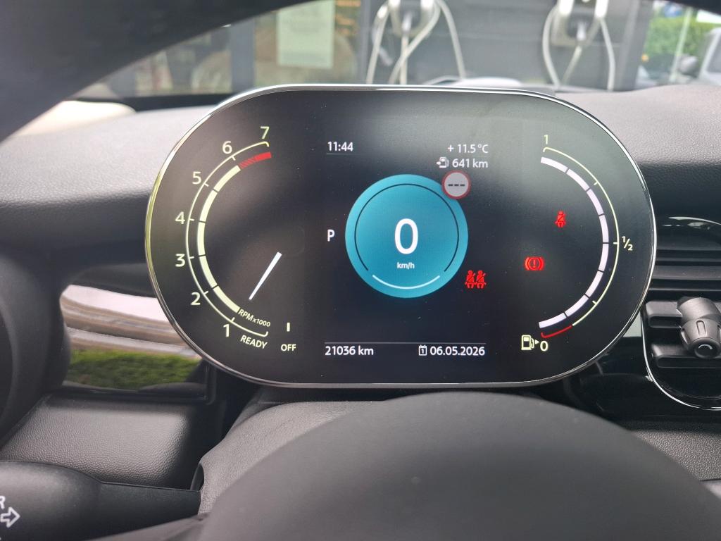MINI HATCH 3 Portes Cooper 136 ch BVA7 Edition Camden 2023