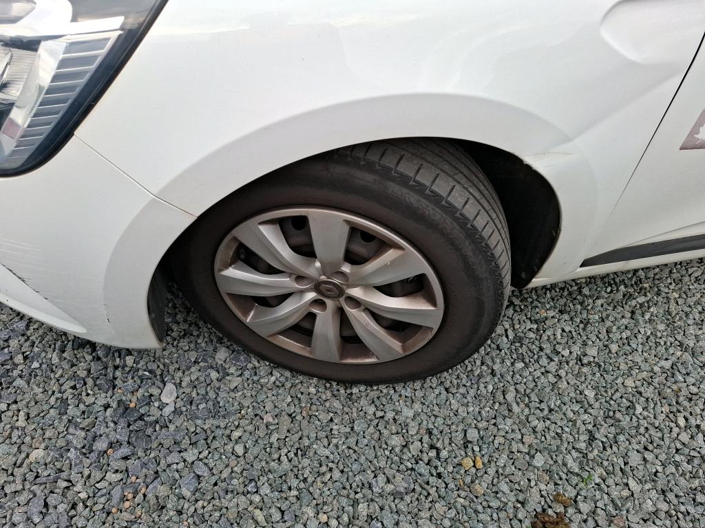 RENAULT CLIO SOCIETE BLUE DCI 85 AIR NAV 2020