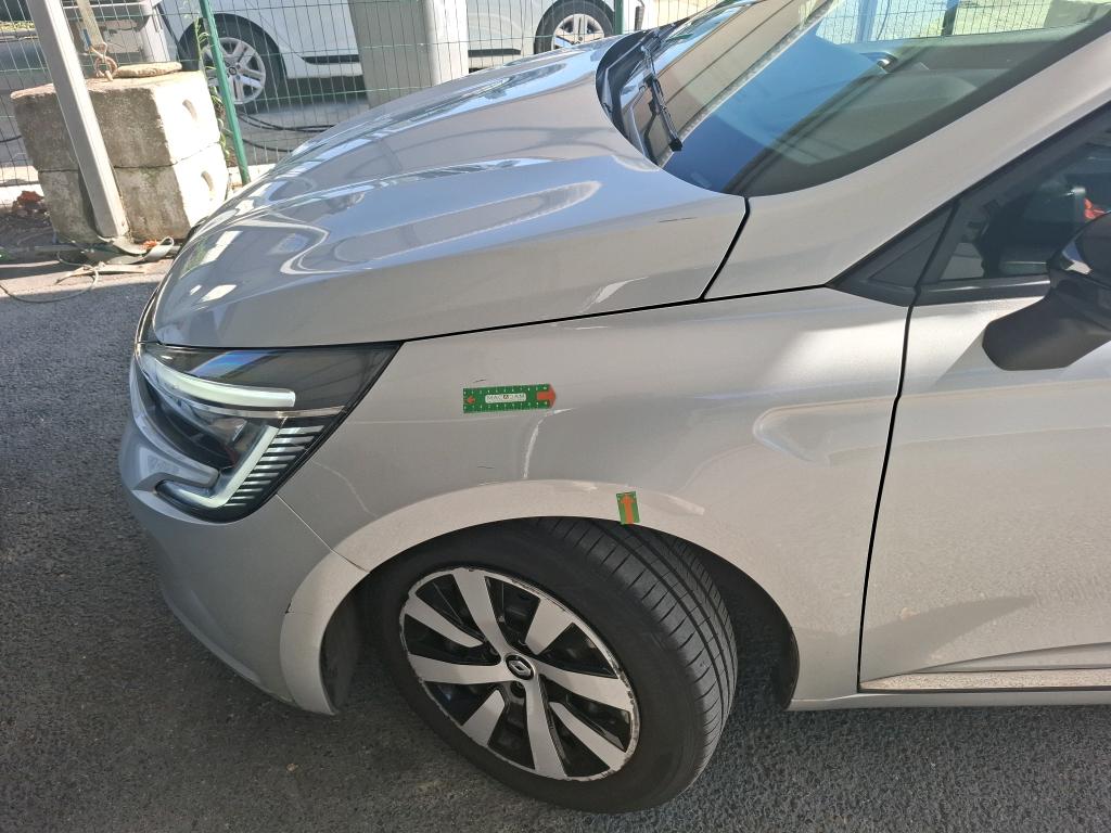 RENAULT CLIO V E-Tech full hybrid 145 Evolution 2023