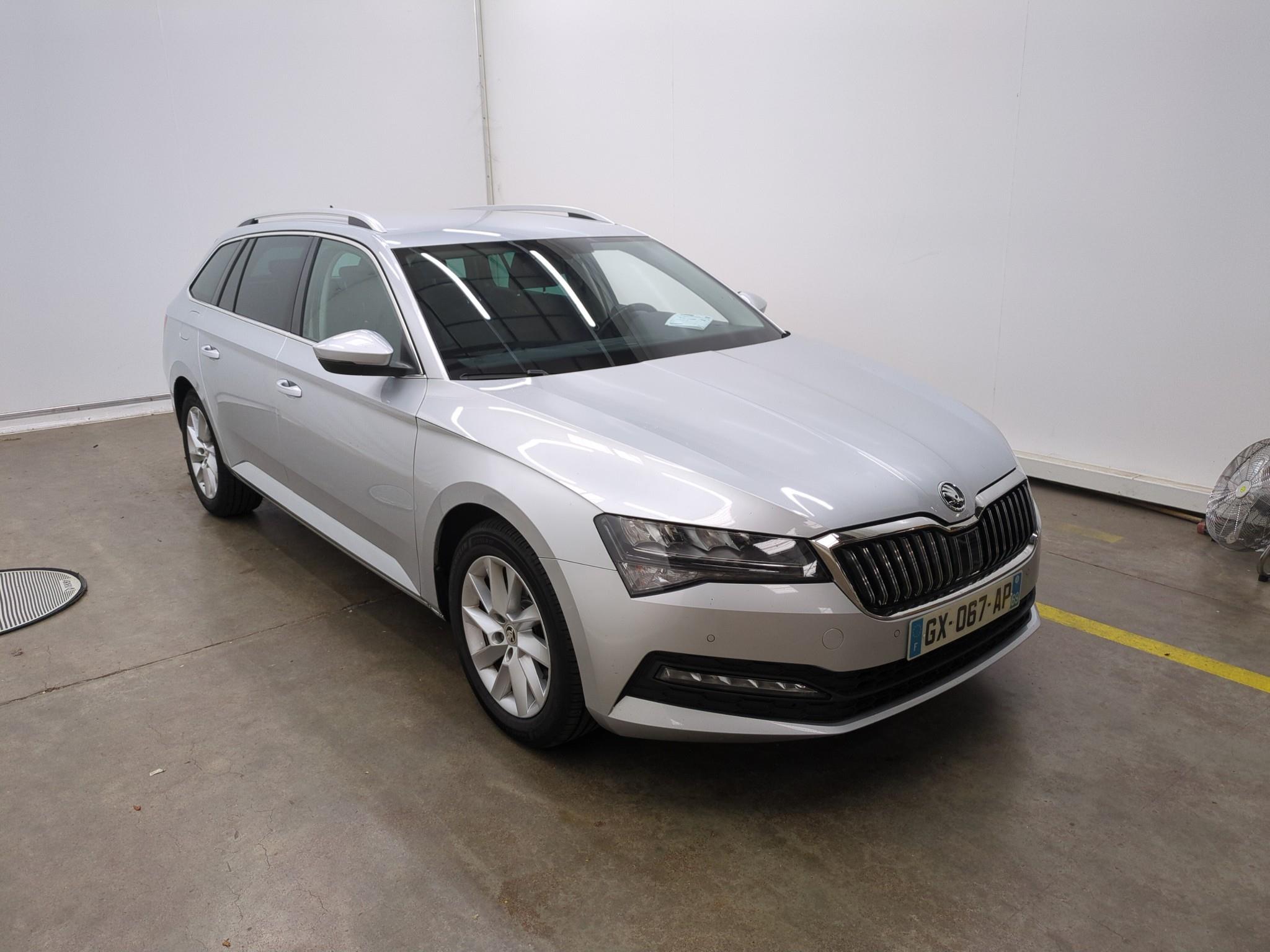 SKODA SUPERB COMBI 2.0 TDI 150 SCR DSG7 Business 2024