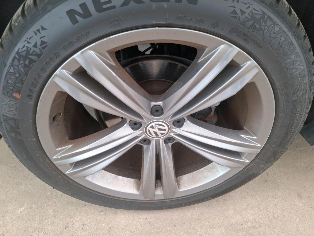 VOLKSWAGEN TIGUAN ALLSPACE 2.0 TDI 150 DSG7 Carat 2021