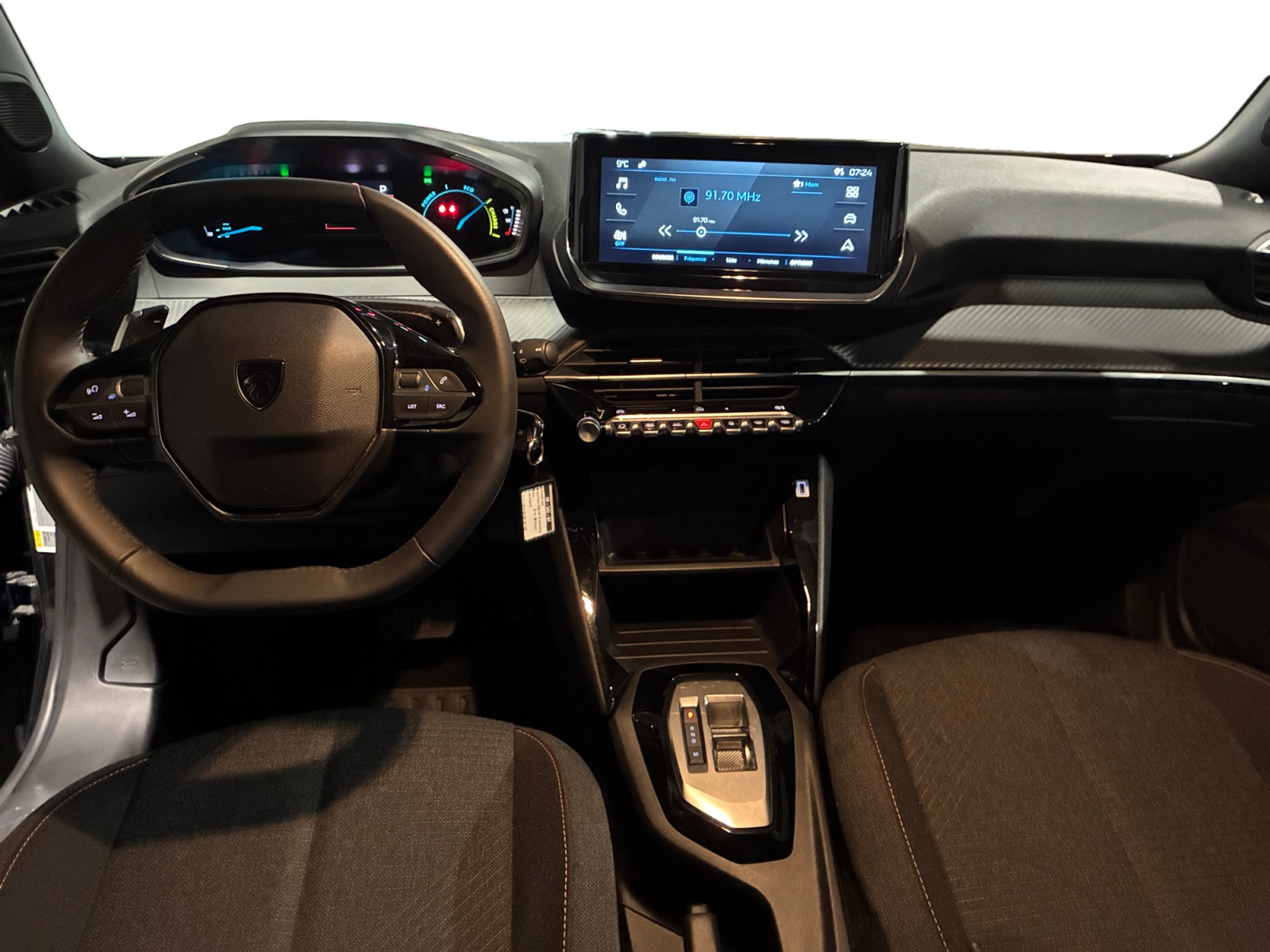 PEUGEOT 2008 Hybrid 145 ch e-DCS6 Style 2025