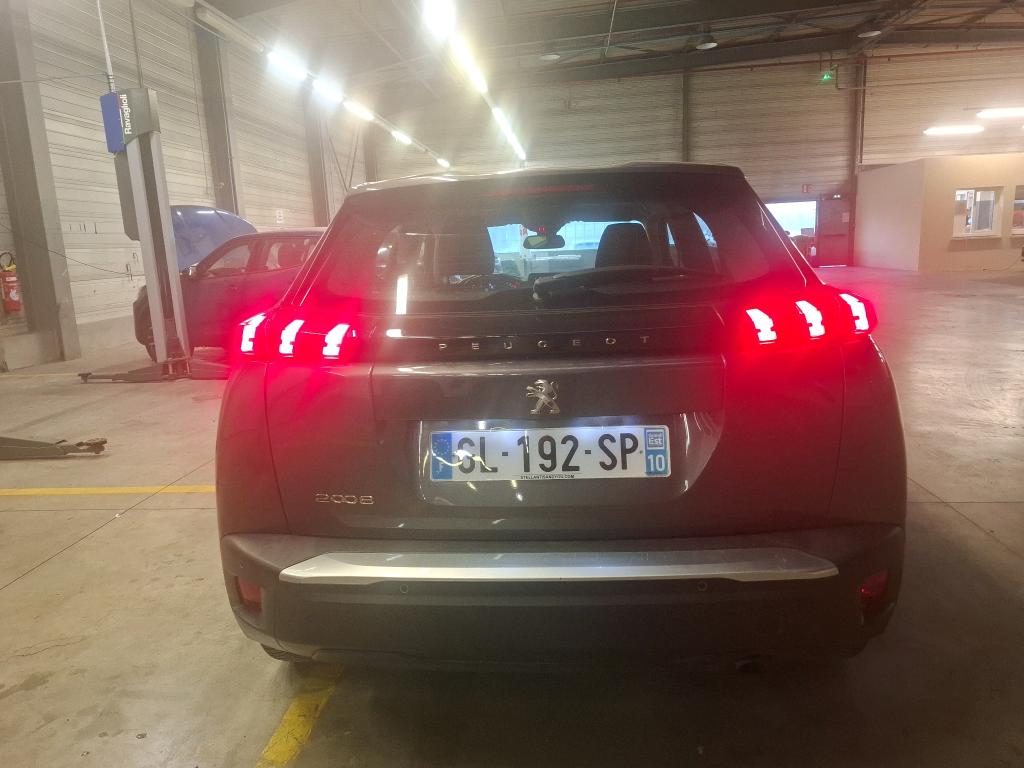 PEUGEOT 2008 PureTech 100 S&S BVM6 Active Pack 2023