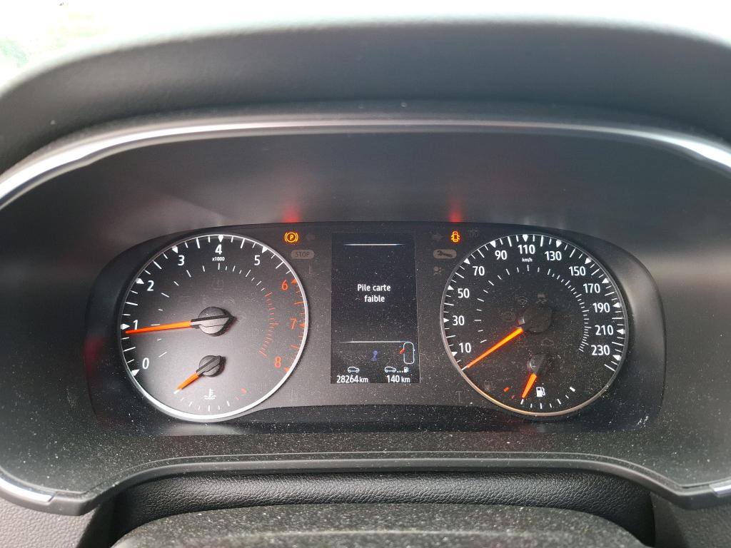 RENAULT MÉGANE MEGANE IV Berline TCe 140 Evolution 2022